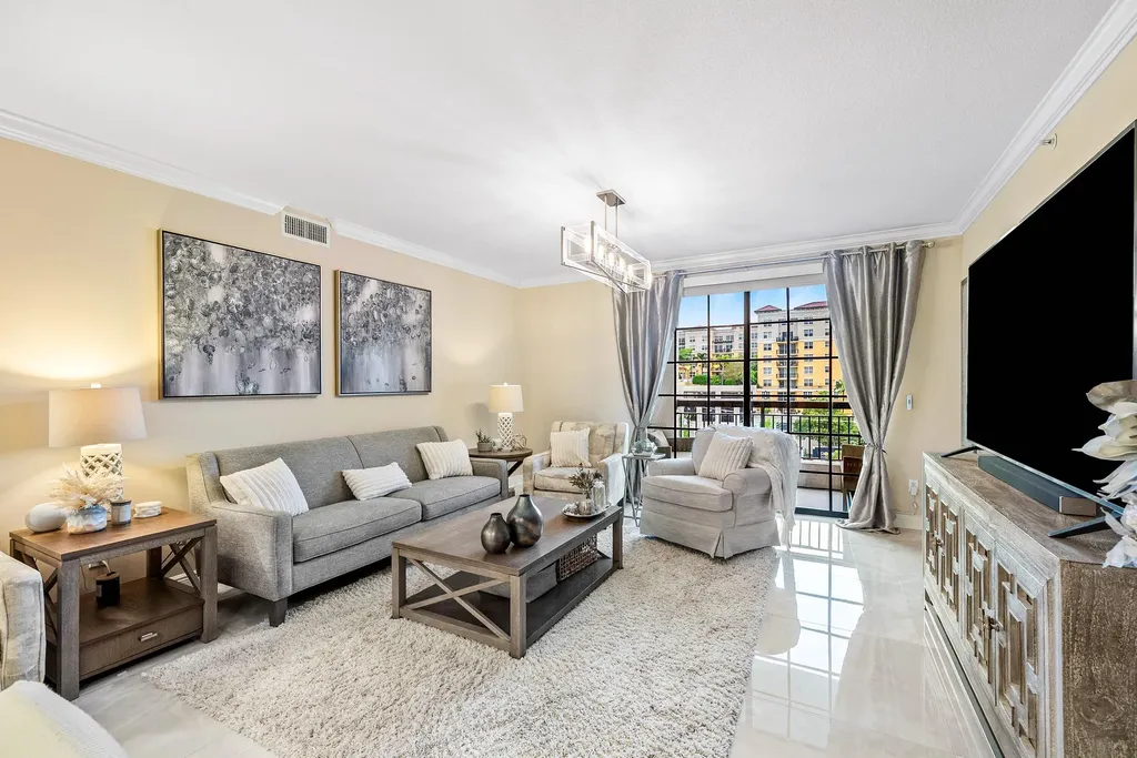 233 S Federal Highway Boca Raton FL 33432