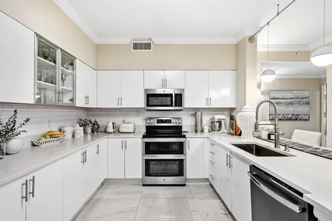 233 S Federal Highway Boca Raton FL 33432