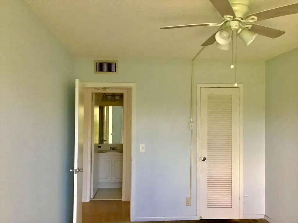 84 Brighton B Boca Raton FL 33434