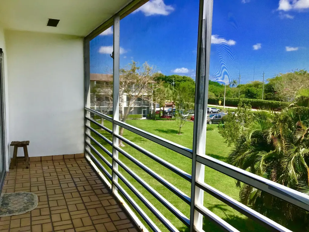 84 Brighton B Boca Raton FL 33434