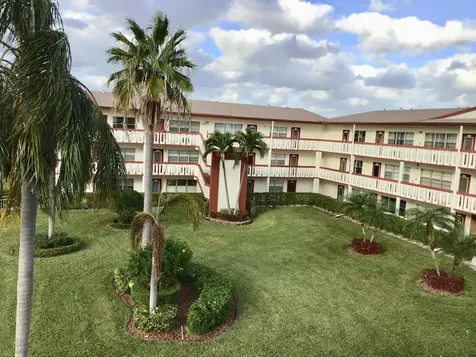 84 Brighton B Boca Raton FL 33434