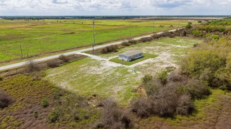 14973 NW 240th Street Okeechobee FL 34972