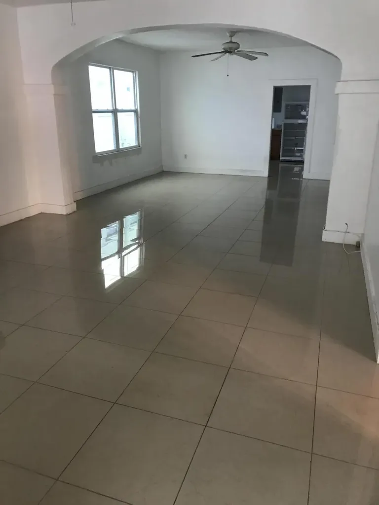 1021 SW 5th Street Miami FL 33130
