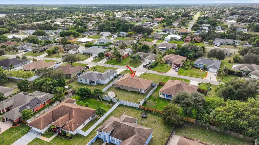 557 SW Halkell Avenue Port St Lucie FL 34953