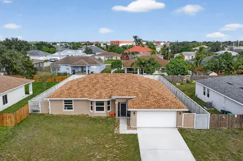 557 SW Halkell Avenue Port St Lucie FL 34953