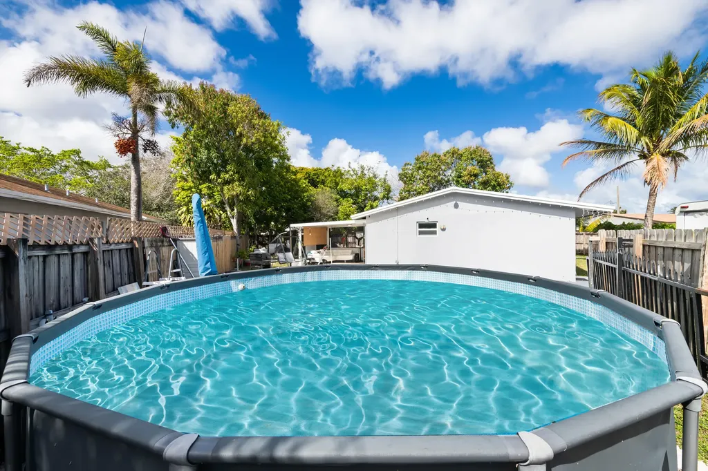 2511 SW 6th Street Fort Lauderdale FL 33312