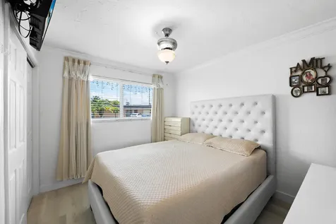 2511 SW 6th Street Fort Lauderdale FL 33312