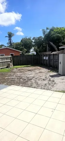 2511 SW 6th Street Fort Lauderdale FL 33312