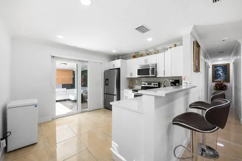2511 SW 6th Street Fort Lauderdale FL 33312