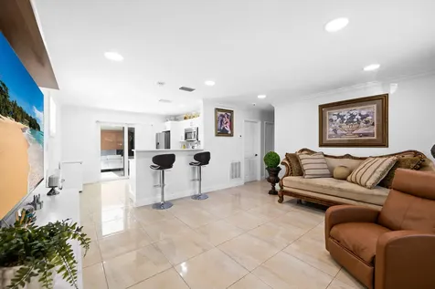 2511 SW 6th Street Fort Lauderdale FL 33312