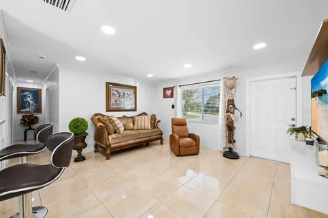 2511 SW 6th Street Fort Lauderdale FL 33312