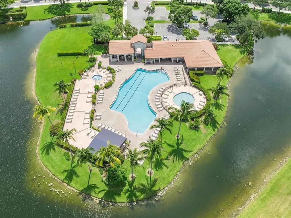 10700 NW 14th Street Plantation FL 33322