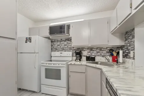 712 Sunny Pine Way Greenacres FL 33415