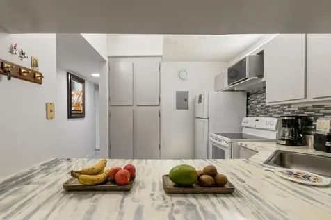 712 Sunny Pine Way Greenacres FL 33415