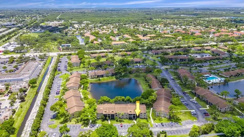 712 Sunny Pine Way Greenacres FL 33415
