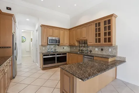 383 Redwood Lane Boca Raton FL 33487