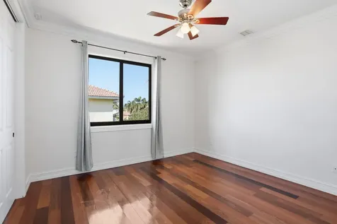 383 Redwood Lane Boca Raton FL 33487