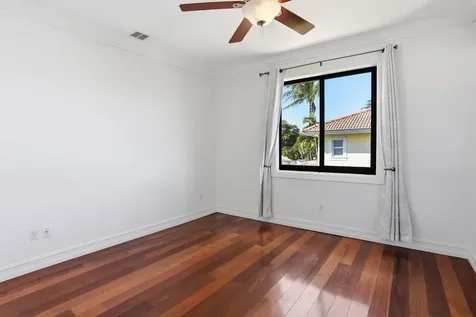 383 Redwood Lane Boca Raton FL 33487