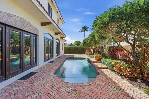 383 Redwood Lane Boca Raton FL 33487