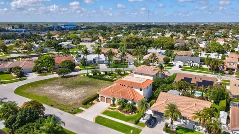 383 Redwood Lane Boca Raton FL 33487