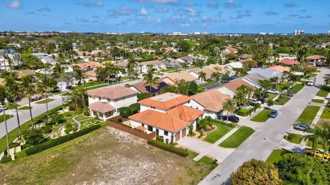 383 Redwood Lane Boca Raton FL 33487