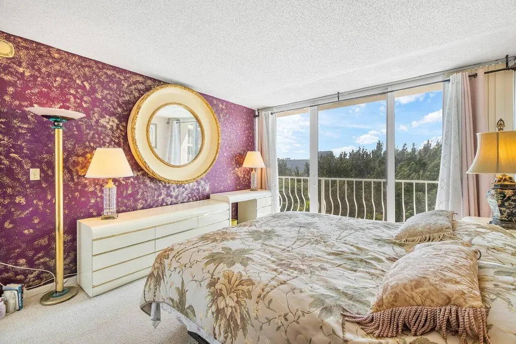 2774 S Ocean Boulevard Palm Beach FL 33480