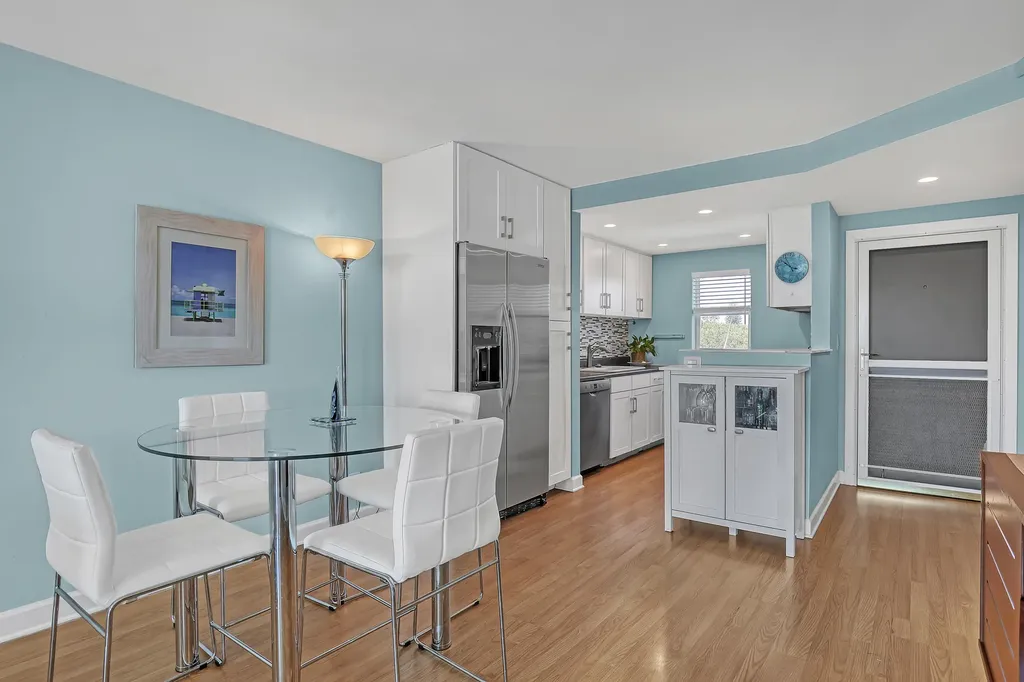 689 NE 6th Court Boynton Beach FL 33435