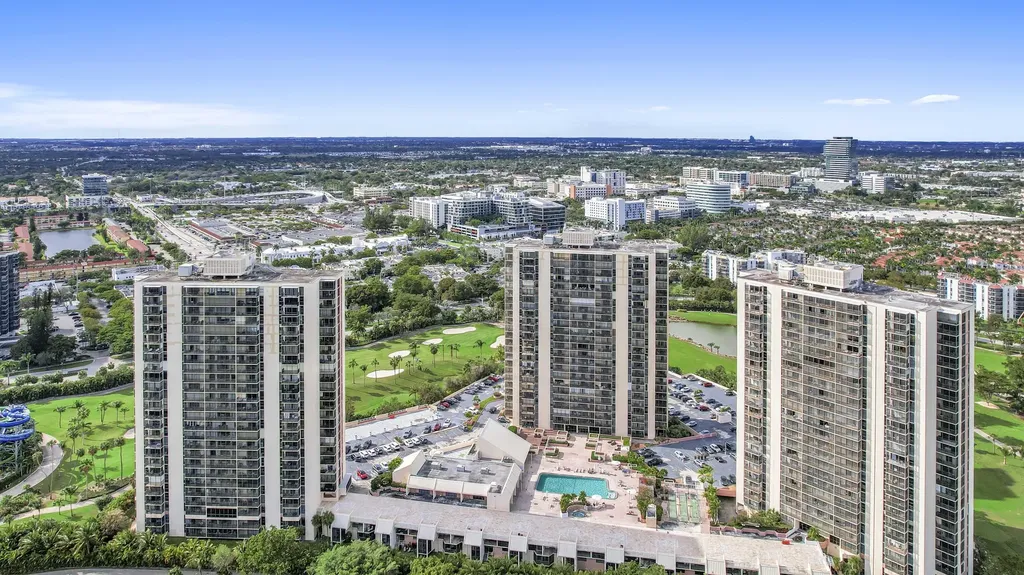 20335 W Country Club Drive Aventura FL 33180