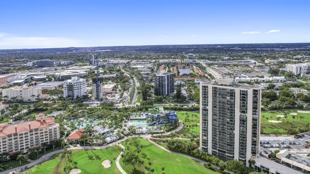 20335 W Country Club Drive Aventura FL 33180