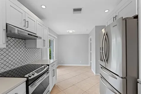 925 Foxpointe Circle Delray Beach FL 33445