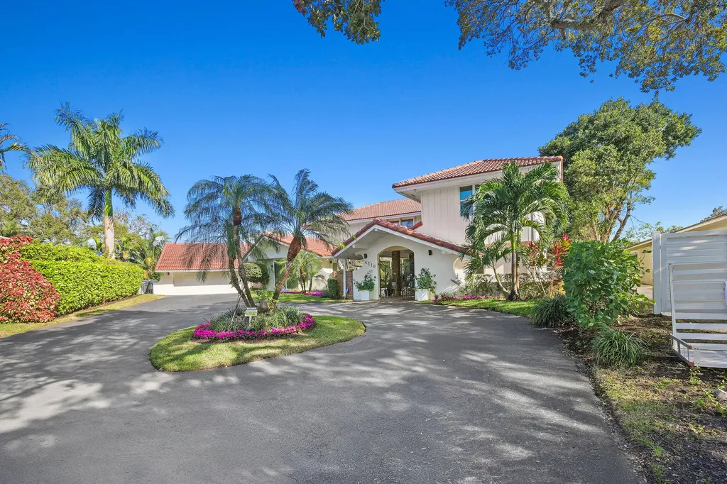4210 Casper Court Hollywood FL 33021