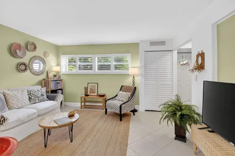 149 NW 70th Street Boca Raton FL 33487
