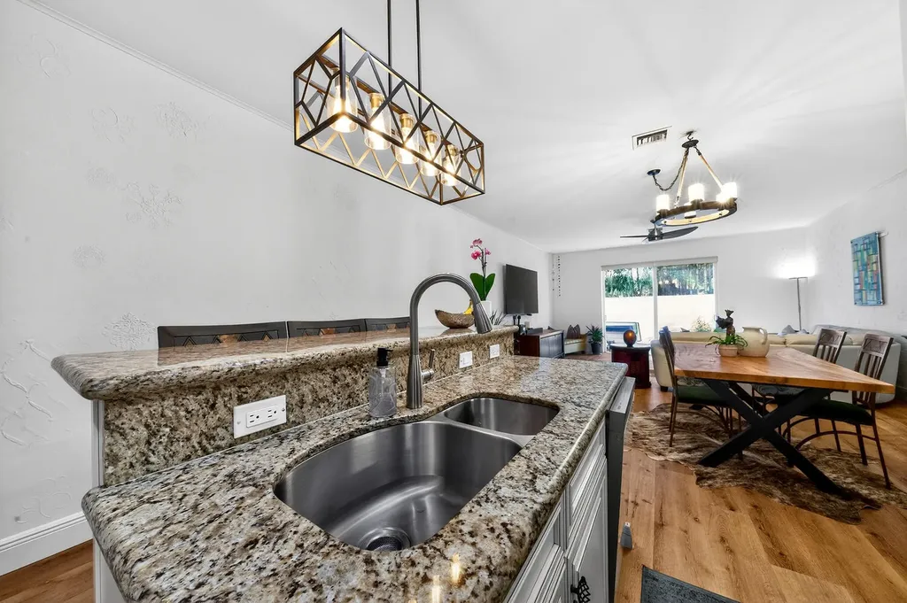 1942 NE 32nd Street Lighthouse Point FL 33064