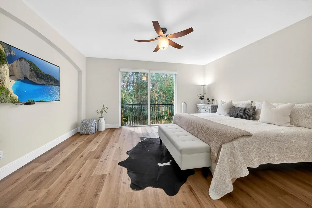 1942 NE 32nd Street Lighthouse Point FL 33064