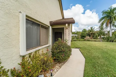 108 Village Walk Drive Royal Palm Beach FL 33411