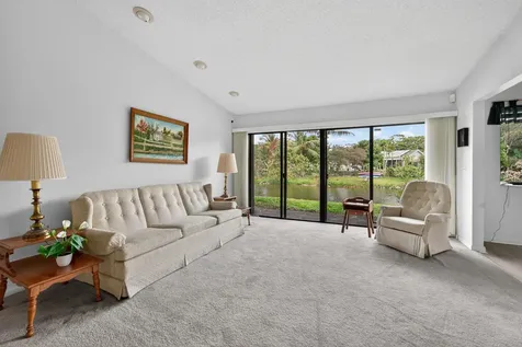 108 Village Walk Drive Royal Palm Beach FL 33411