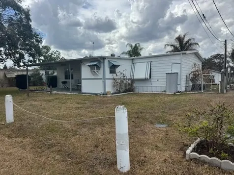 1065 Echo Avenue Moore Haven FL 33471