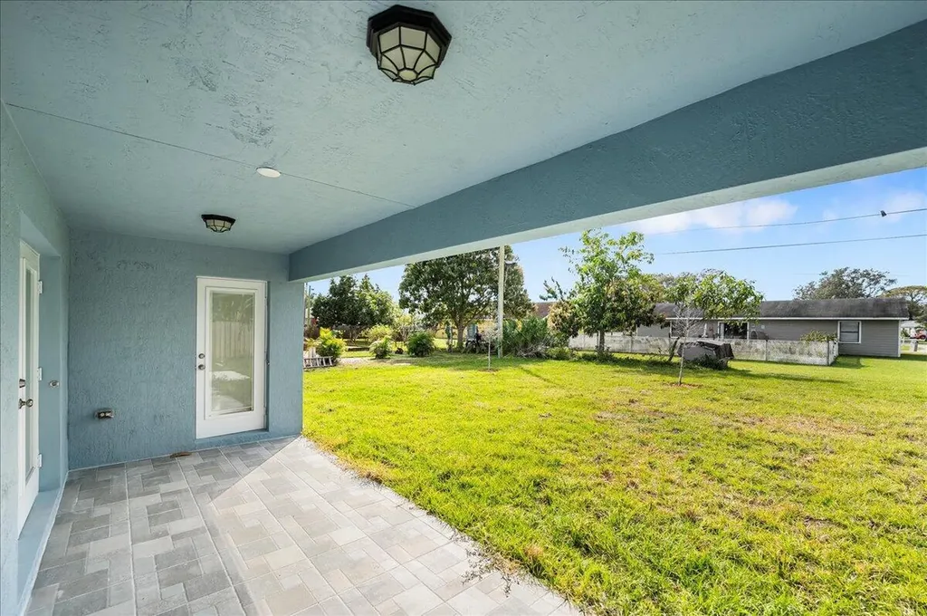 1238 SW Milan Lane Port St Lucie FL 34953