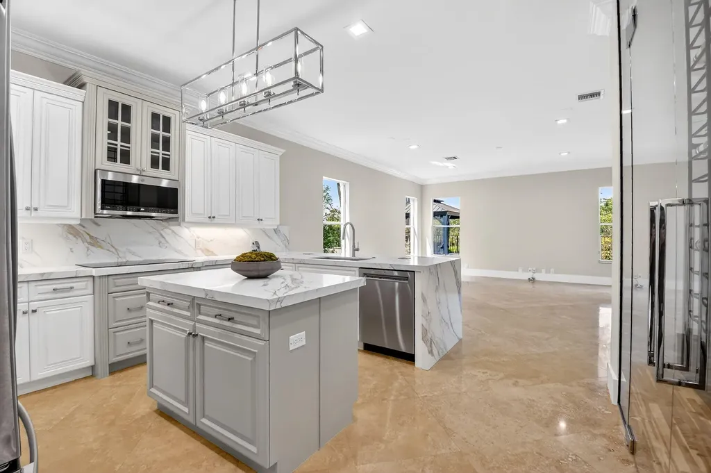 8680 Cobblestone Point Circle Boynton Beach FL 33472