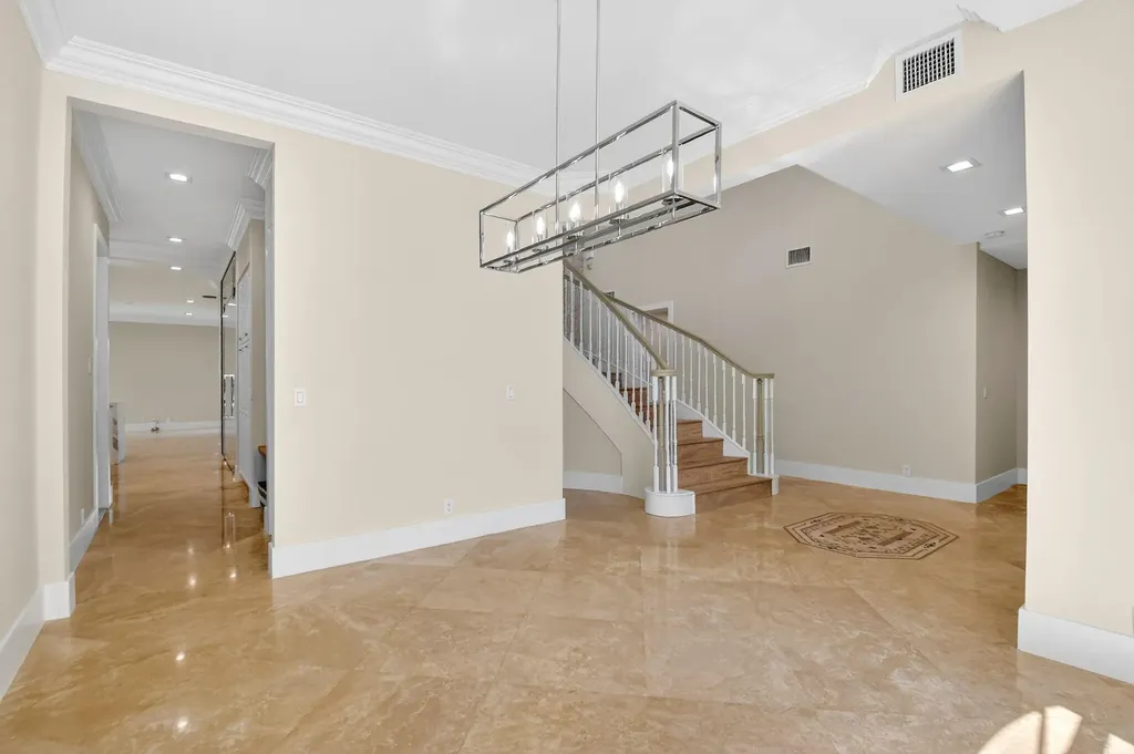 8680 Cobblestone Point Circle Boynton Beach FL 33472