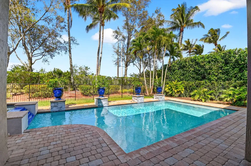 8680 Cobblestone Point Circle Boynton Beach FL 33472
