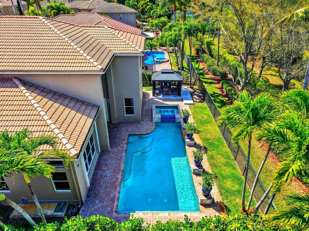 8680 Cobblestone Point Circle Boynton Beach FL 33472