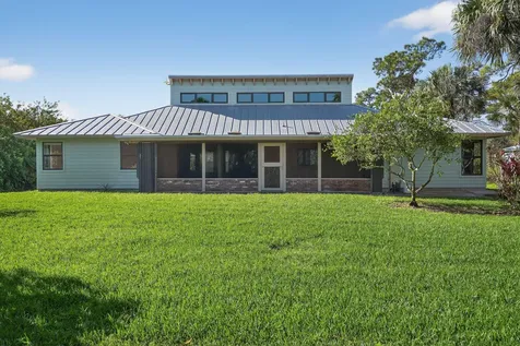 8535 SE May Terrace Hobe Sound FL 33455