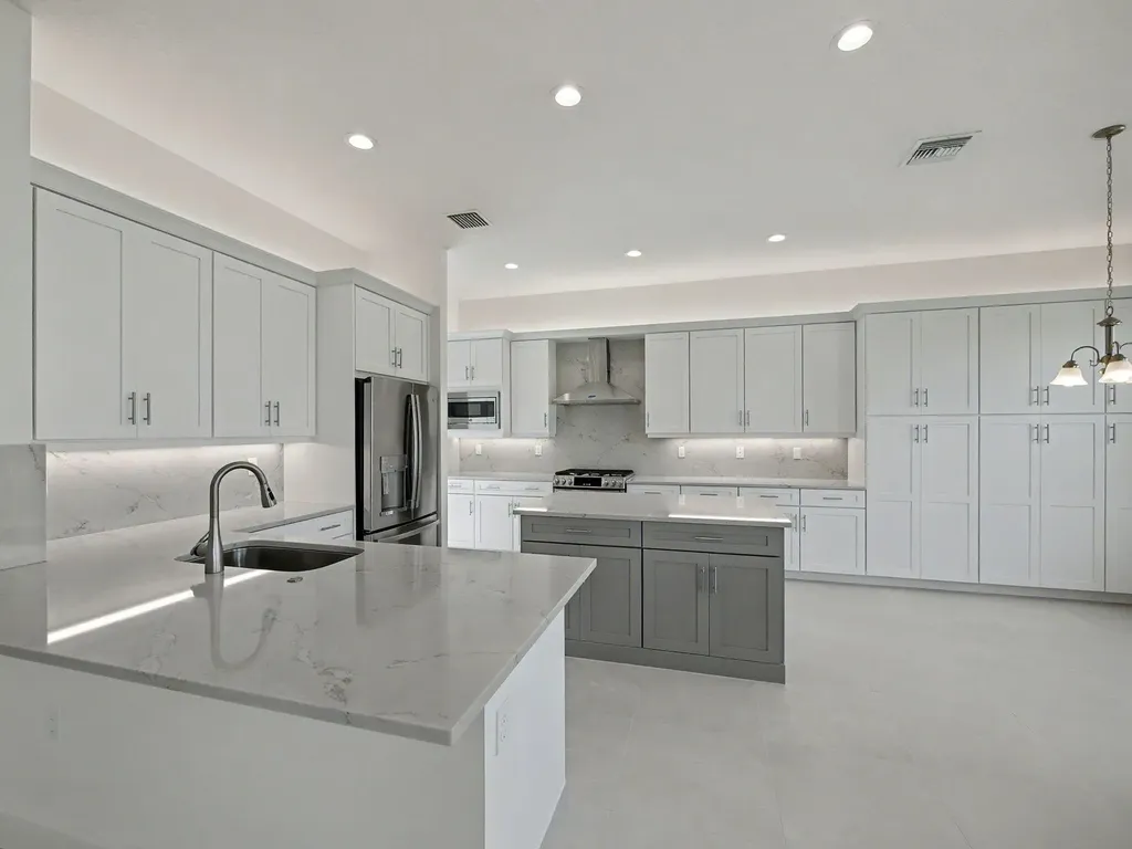 12476 SW Pink Playa Parkway Port St Lucie FL 34987