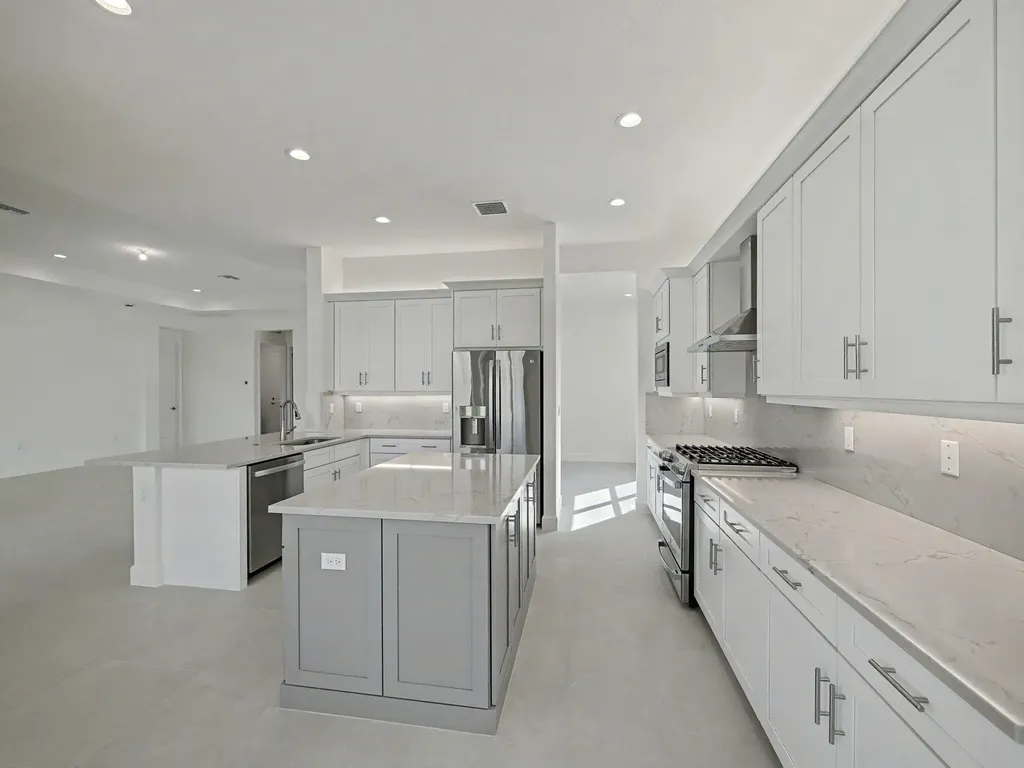 12476 SW Pink Playa Parkway Port St Lucie FL 34987