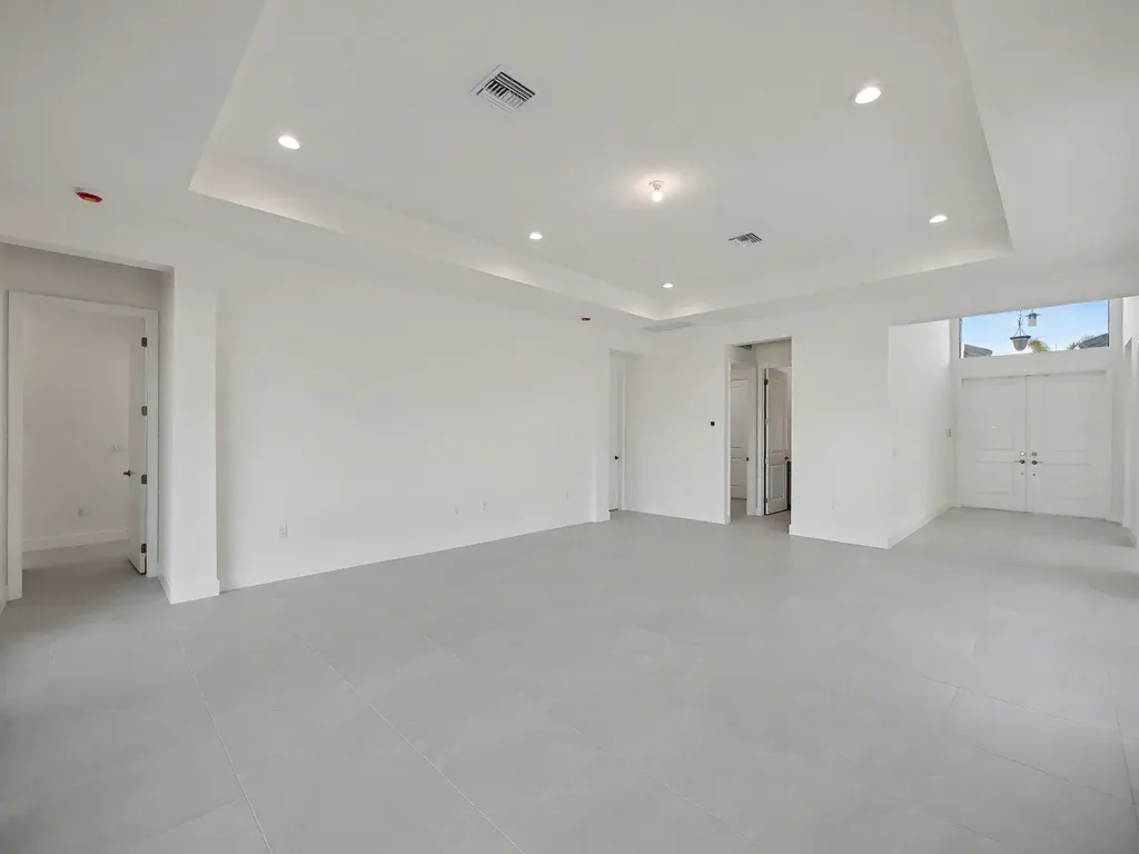 12476 SW Pink Playa Parkway Port St Lucie FL 34987