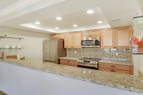 204 Old Meadow Way Palm Beach Gardens FL 33418