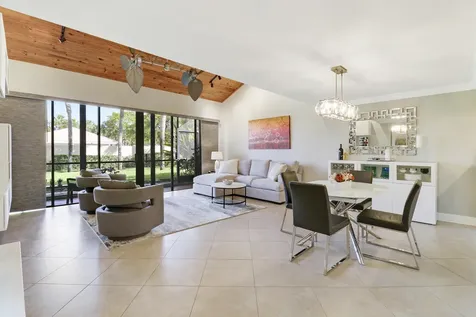 204 Old Meadow Way Palm Beach Gardens FL 33418