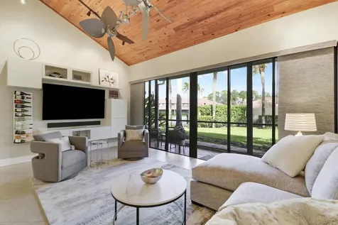 204 Old Meadow Way Palm Beach Gardens FL 33418