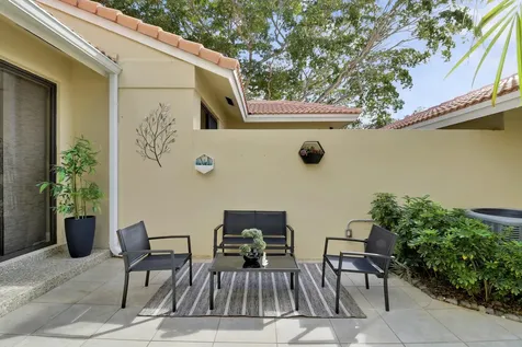 204 Old Meadow Way Palm Beach Gardens FL 33418